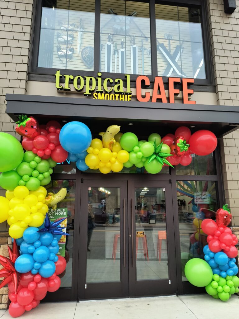 Balloon Garland around Tropical