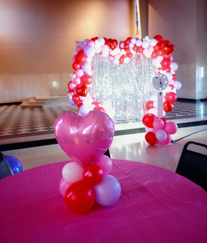 Knoxville Daddy Daughter Dance Balloon Backdrop
